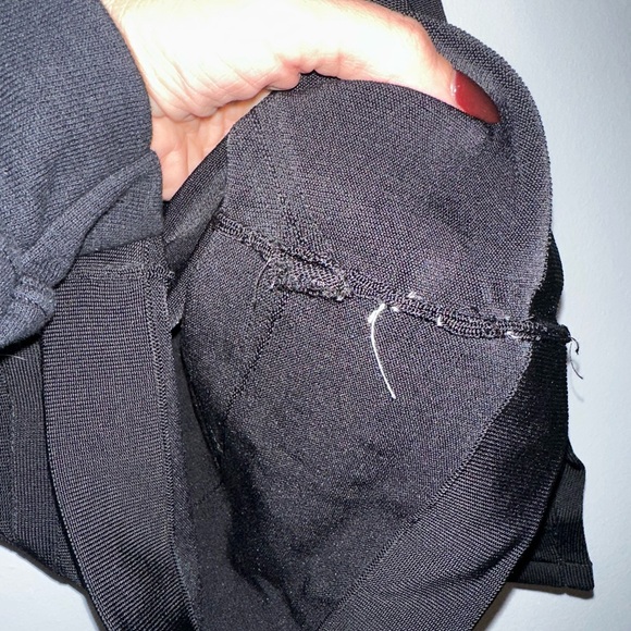 Bebe Shoulder Cut Out Top - Picture 3 of 10